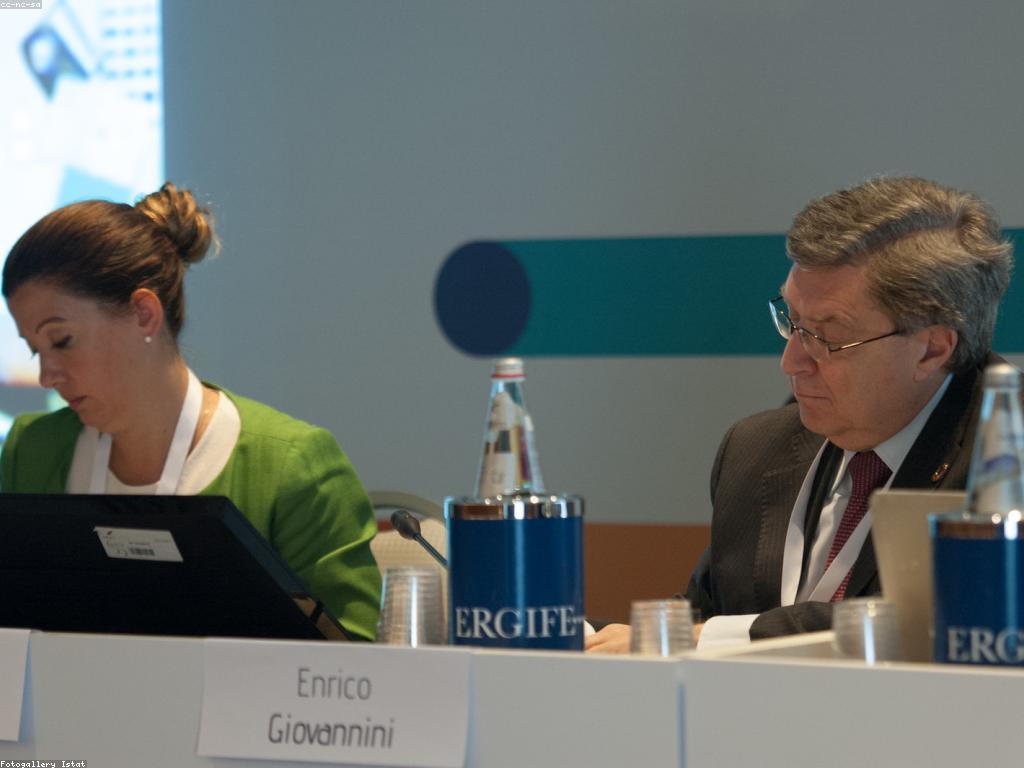 ការយល់ដឹងអំពីព័ត៌មានក្លែងក្លាយ